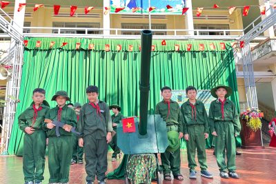 CHUYÊN ĐỀ CHÚNG EM LÀM CHIẾN SỸ